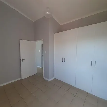 Image 4 - Joslyn Crescent, Nelson Mandela Bay Ward 12, Eastern Cape, 6025, South Africa - Apartment for rent