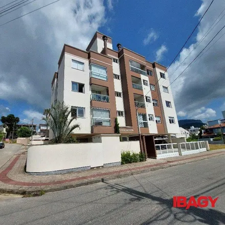 Rent this 3 bed apartment on R. Siena in 79 - Pagani, Palhoça - SC