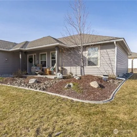 Buy this 3 bed house on 1025 Sunny Brooke Lane in Chelan, Chelan County