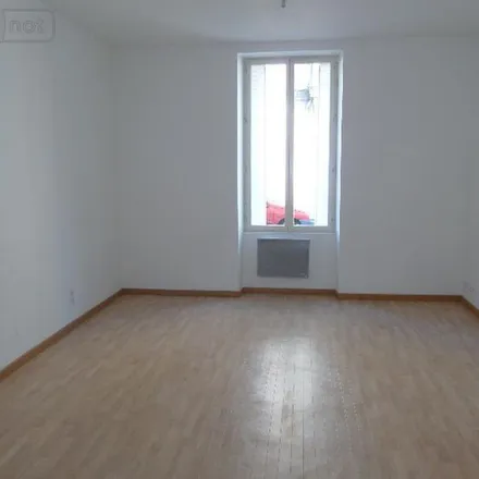 Rent this 1 bed apartment on 6 Place Rohan in 33000 Bordeaux, France
