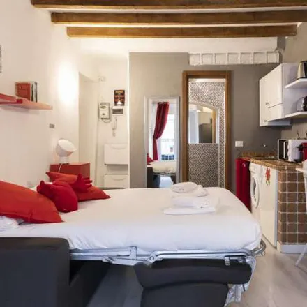Rent this 1 bed apartment on Via Federico Confalonieri in 5, 20124 Milan MI