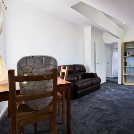 Rent this 2 bed apartment on Chapel Lane in Leeds, LS6 3BW