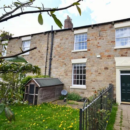 Rent this 2 bed townhouse on 3 St Margaret's Mews in Viaduct, Durham