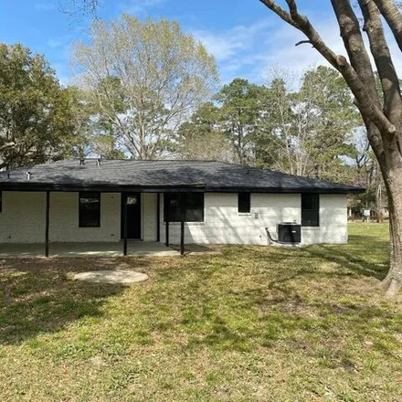 Image 8 - 1050 Old Beaumont Rd, Sour Lake, Texas, 77659 - House for sale