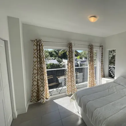 Rent this 3 bed townhouse on Miami