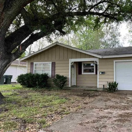 Buy this 3 bed house on 3815 Broadmoor Drive in Sunnyside, Beaumont