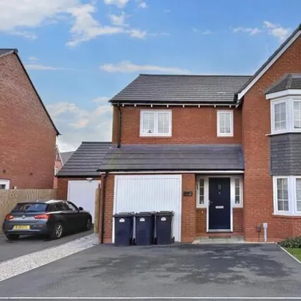 Buy this 4 bed house on Edgedale Road in Horeston Grange, CV11 6WU