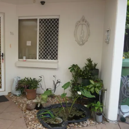 Image 4 - Gold Coast City, Labrador, QLD, AU - House for rent