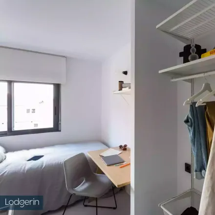 Rent this studio room on Calle del Aligustre in 8, 28039 Madrid