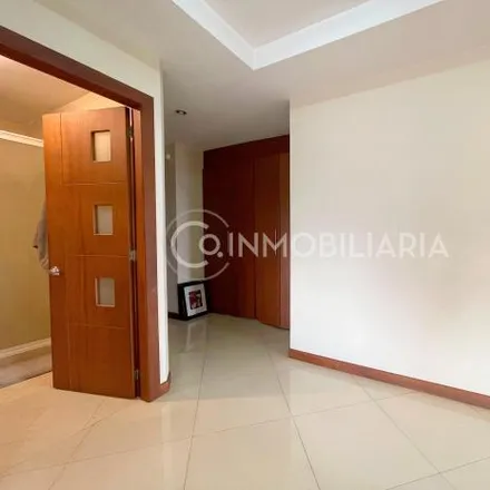 Image 1 - Los Pinos, N48, 170301, Quito, Ecuador - Apartment for sale