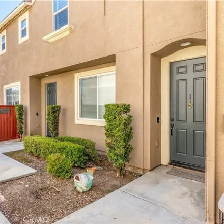 Image 3 - 27561 Hazelhurst Street, Murrieta, CA 92562, USA - Condo for sale