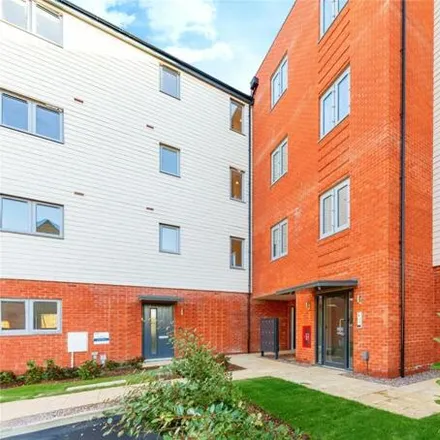 Image 2 - Fitzhugh Rise, Wellingborough, NN8 6DT, United Kingdom - Apartment for sale