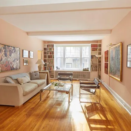 Buy this studio apartment on 435 EAST 57TH STREET 4D in New York