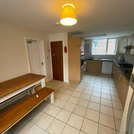 Image 5 - Herons Way, Metchley, B29 6TR, United Kingdom - Apartment for rent
