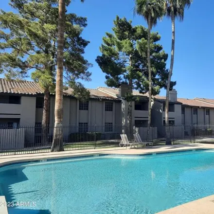 Image 2 - Treeland Nurseries, 2900 South Country Club Drive, Maricopa County, AZ 85210, USA - Apartment for rent