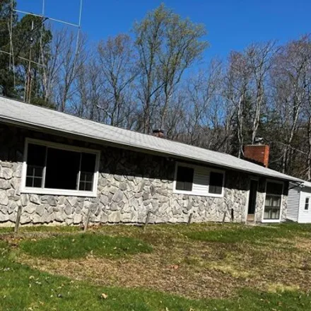 Buy this 4 bed house on 674 Decatur Road in Stafford County, VA 22554