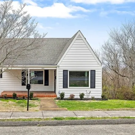 Rent this studio house on 2749 14th Avenue in Fort Cheatham, Chattanooga