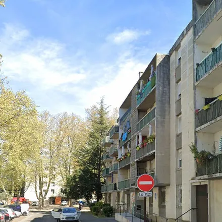 Rent this 4 bed apartment on 9 Avenue Paul Claudel in 84000 Avignon, France