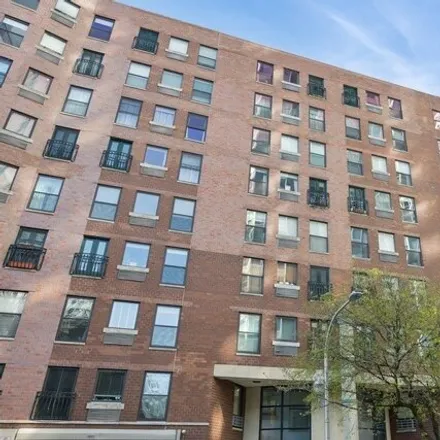 Buy this 2 bed condo on 711 West Gordon Terrace in Chicago, IL 60613