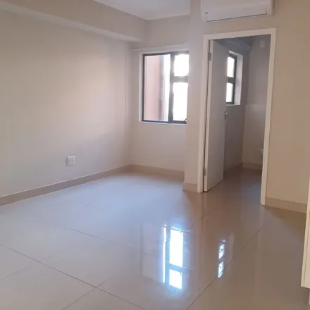 Image 3 - Town Centre, New Street, Cape Town Ward 112, Durbanville, 7550, South Africa - Apartment for rent