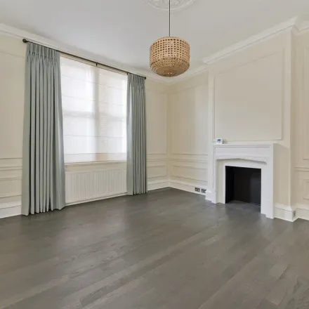 Image 3 - 18 Kensington Court, London, W8 5DL, United Kingdom - Apartment for rent