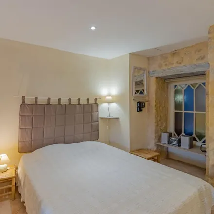 Rent this 1 bed apartment on 24370 Sainte-Mondane