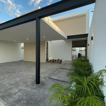 Buy this 4 bed house on unnamed road in Temozón Norte, 97110 Mérida