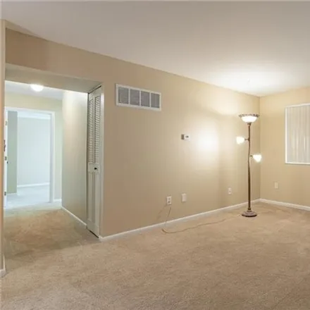 Image 2 - 2269 Coach Drive, Kettering, OH 45440, USA - Condo for sale