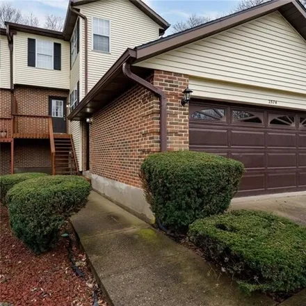 Buy this 3 bed townhouse on 2574 Valais Ct in Ohio, 45458