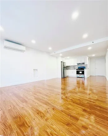 Image 2 - 2350 West 11th Street, New York, NY 11223, USA - Condo for sale