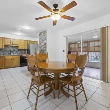 Image 6 - 2278 Manor Drive Northeast, Palm Bay, FL 32905, USA - Townhouse for sale