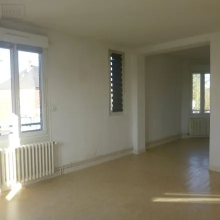 Image 5 - 13 bis Rue Jacques Ferny, 76760 Yerville, France - Apartment for rent