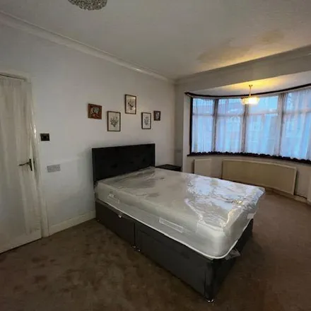 Rent this 1 bed apartment on Brunswick Road in London, W5 1AN