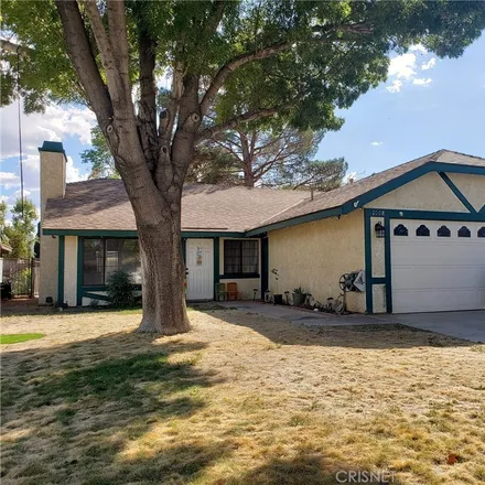 Buy this 3 bed house on 1008 East Newgrove Street in Lancaster, CA 93535