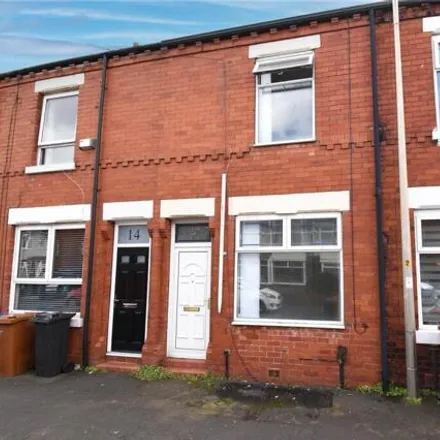 Buy this 2 bed townhouse on Lichfield Avenue in Stockport, SK5 6BQ