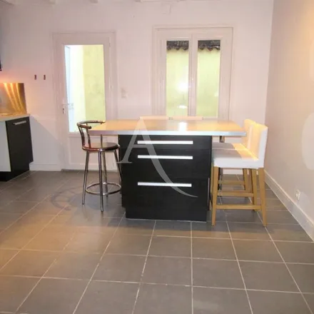 Rent this 4 bed apartment on 13 Place François 1er in 16100 Cognac, France