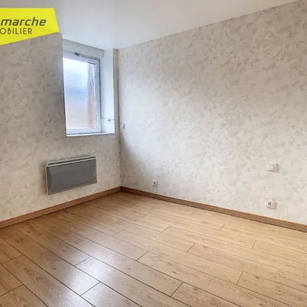 Rent this 2 bed apartment on 17 Avenue de Saint-Martin in 50290 Bréhal, France