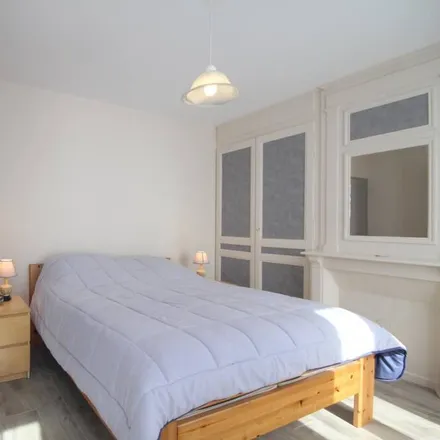 Rent this 3 bed apartment on Route d'Etretat in 76400 Fécamp, France