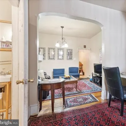 Image 5 - 6088 Haddington Lane, Philadelphia, PA 19151, USA - House for sale