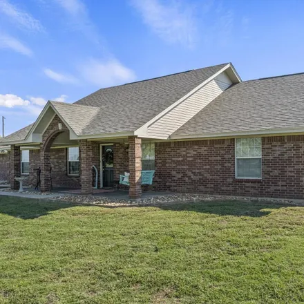 Image 2 - 199 Carr Street, Mount Vernon, Franklin County, TX 75457, USA - House for sale