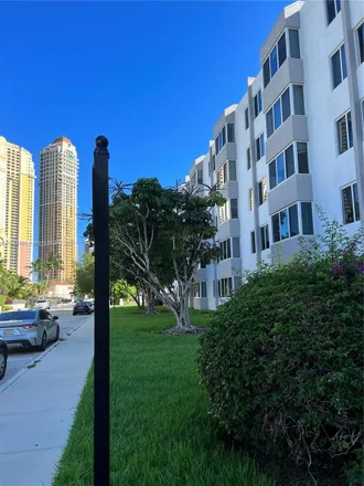 Buy this 1 bed condo on Caribbean Breeze in 250 180th Drive, Sunny Isles Beach