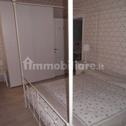 Rent this 5 bed apartment on Via Lambertesca 11 in 50122 Florence FI, Italy