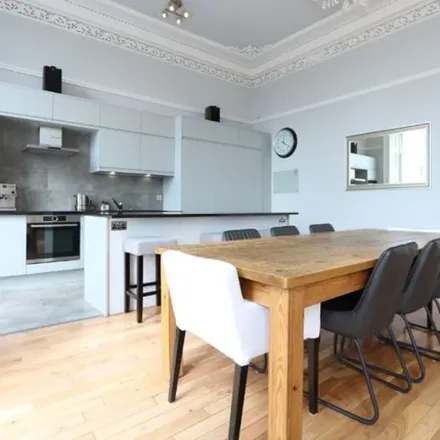 Image 4 - 22 Woodlands Terrace, Glasgow, G3 6DF, United Kingdom - Townhouse for rent