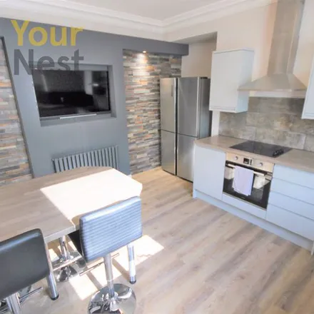 Rent this 5 bed apartment on Warrel's Avenue in Pudsey, LS13 3NZ