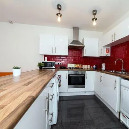 Image 3 - 11 Fleeson Street, Victoria Park, Manchester, M14 5WG, United Kingdom - Townhouse for rent