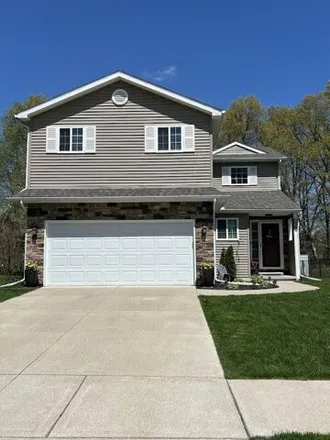Buy this 3 bed house on 6496 Skylar Lane in Waterford Township, MI 48327