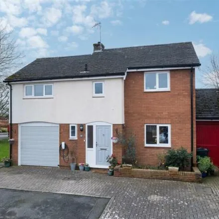 Buy this 4 bed duplex on Ousel Nest in Cuddington, CW8 2XH