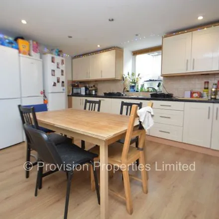Rent this 9 bed townhouse on Canterbury Drive in Leeds, LS6 3HA
