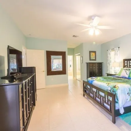 Image 1 - Key Colony Beach, FL, 33051 - House for rent