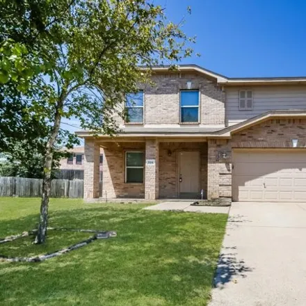 Rent this 3 bed house on 524 King St in Cedar Hill, Texas